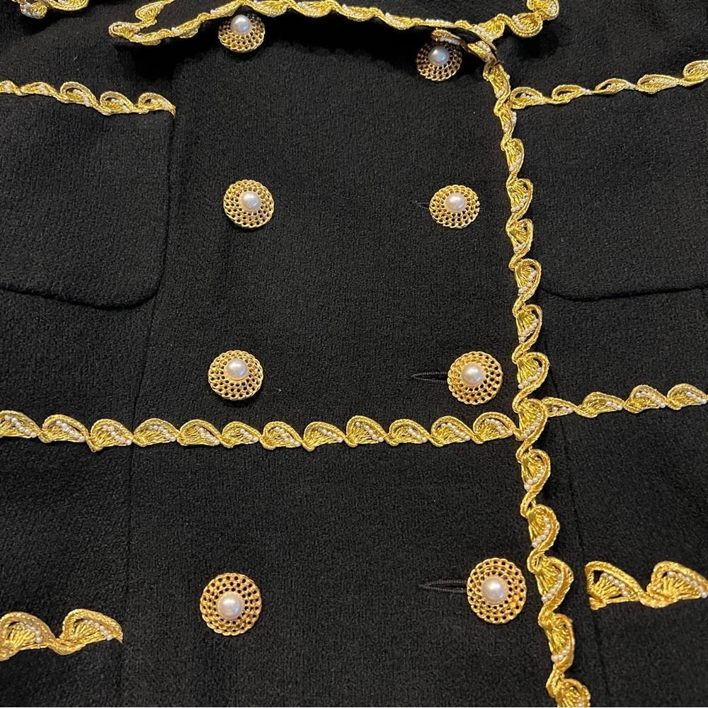 Lavantino Vintage Black Blazer With Gold Trimmings. 100% Wool. - Picture 3 of 5